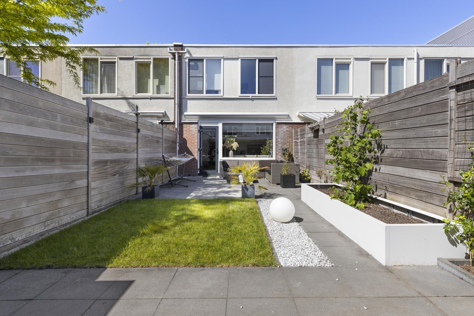 921f812bb9086db091989f78b5f3e807.jpg