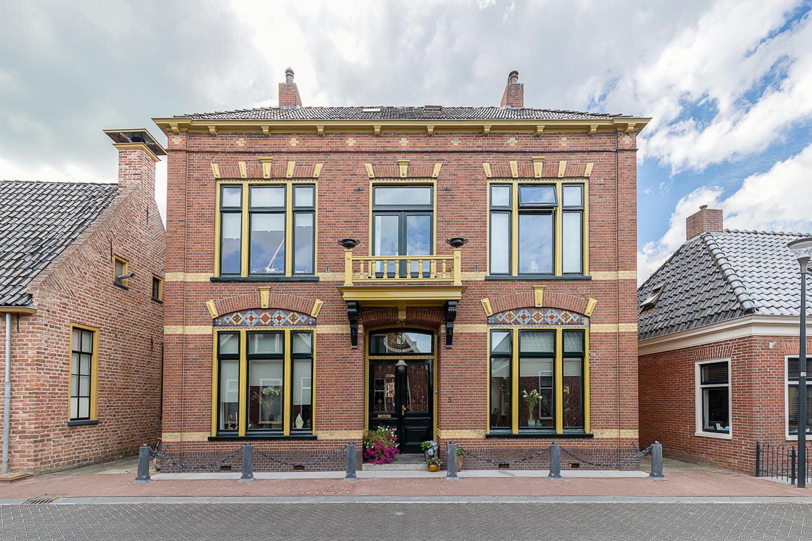 Burg Seinenstraat 5 Aduard